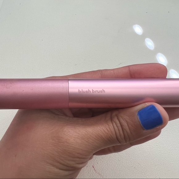 3 Face Brushes - RT Blush Brush, Bare Minerals Flawless Face, Smashbox Contour - Picture 8 of 10